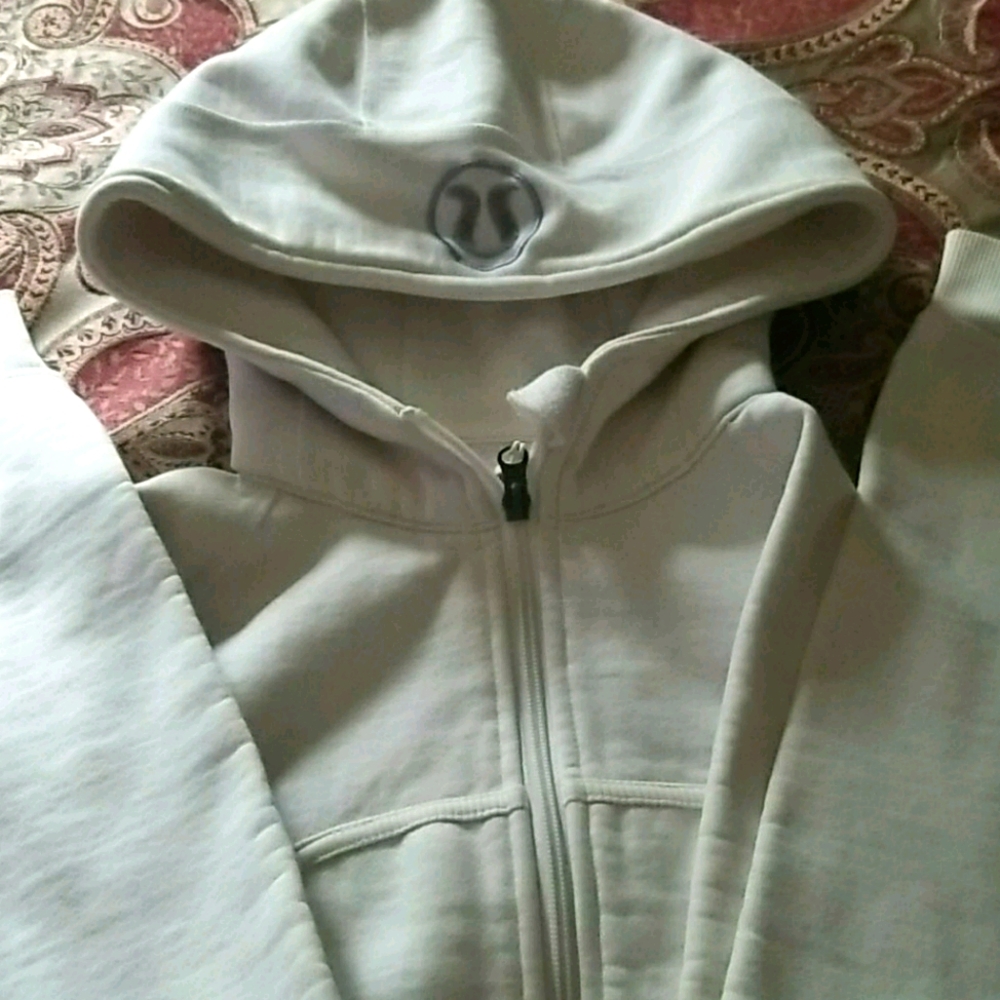 Lulu sweater